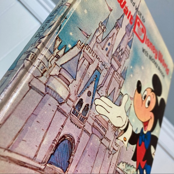 vintage walt disney world pop up book